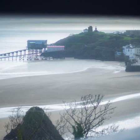 North Beach Heights - 2 Bedroom Penthouse - Tenby Extérieur photo